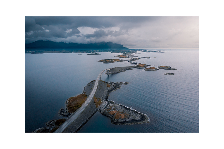 Hier würdet ihr eigentlich ein unglaubliches Drohnenbild von der Atlantic Ocean Road sehen,. Ich hoffe, nächstes Mal klappt es.